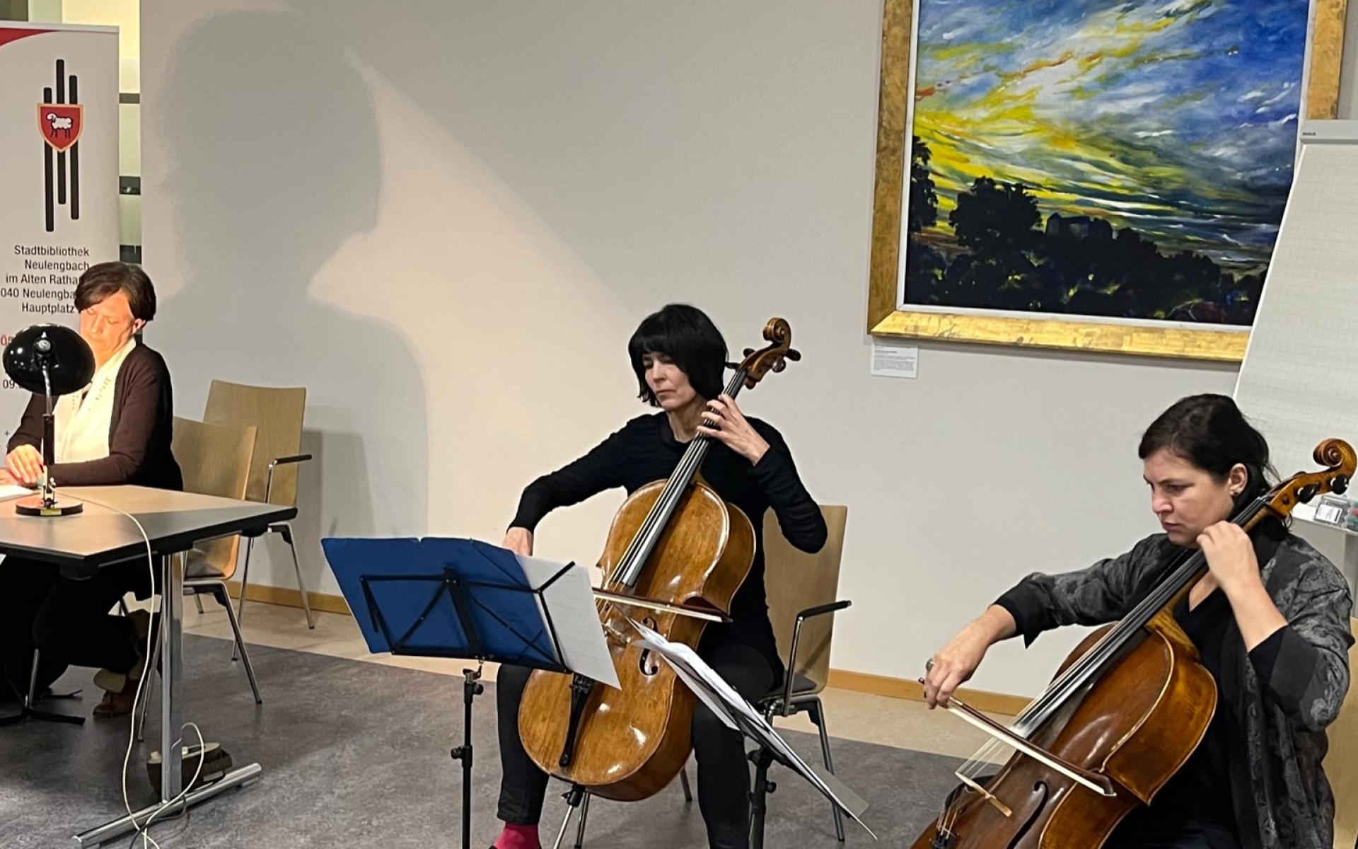 Skorpil mit Musikerinnen