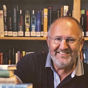 Gründungsmitglied und emeritierter Leiter der Bibliothek
